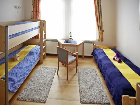 Zimmer mit zwei Etagenbetten